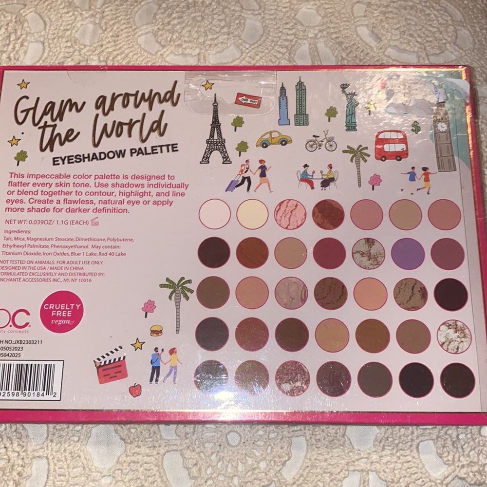 Glam around, the world EYESHADOW PALETTE - Picture 9 of 10